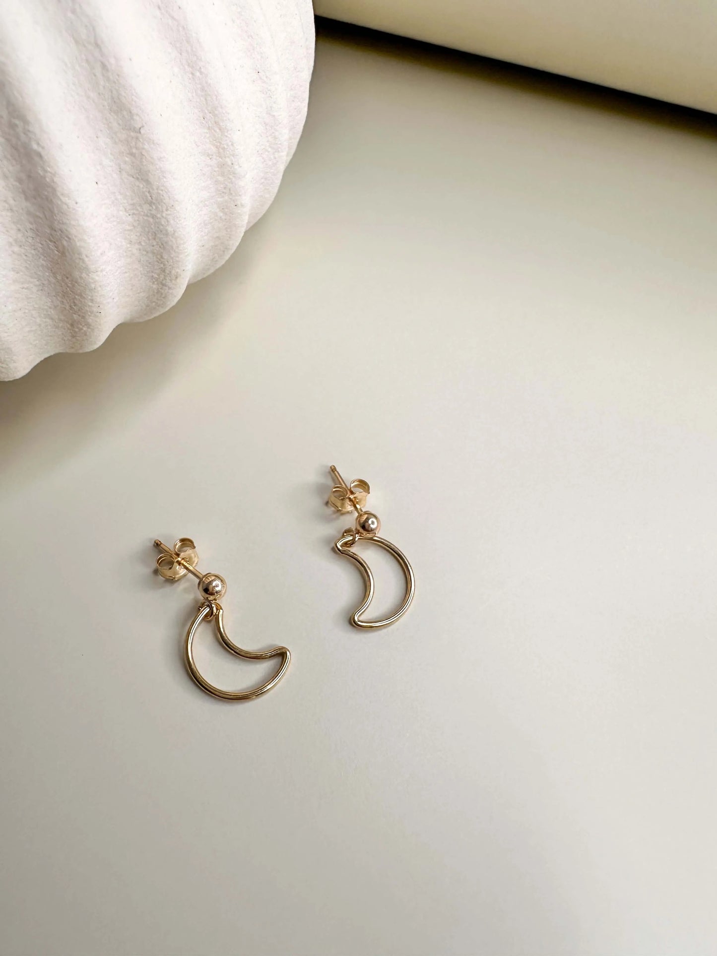 Velani Lunar Studs