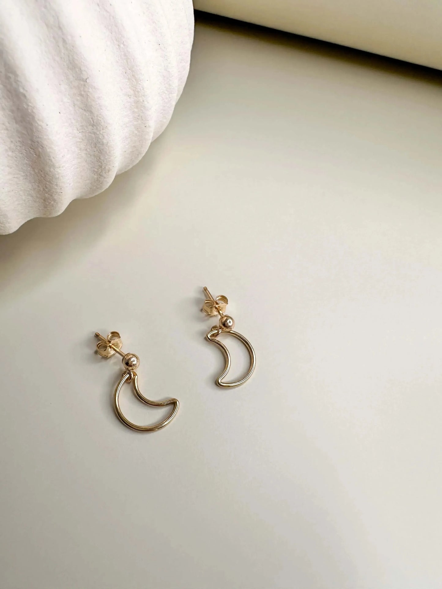 Velani Lunar Studs