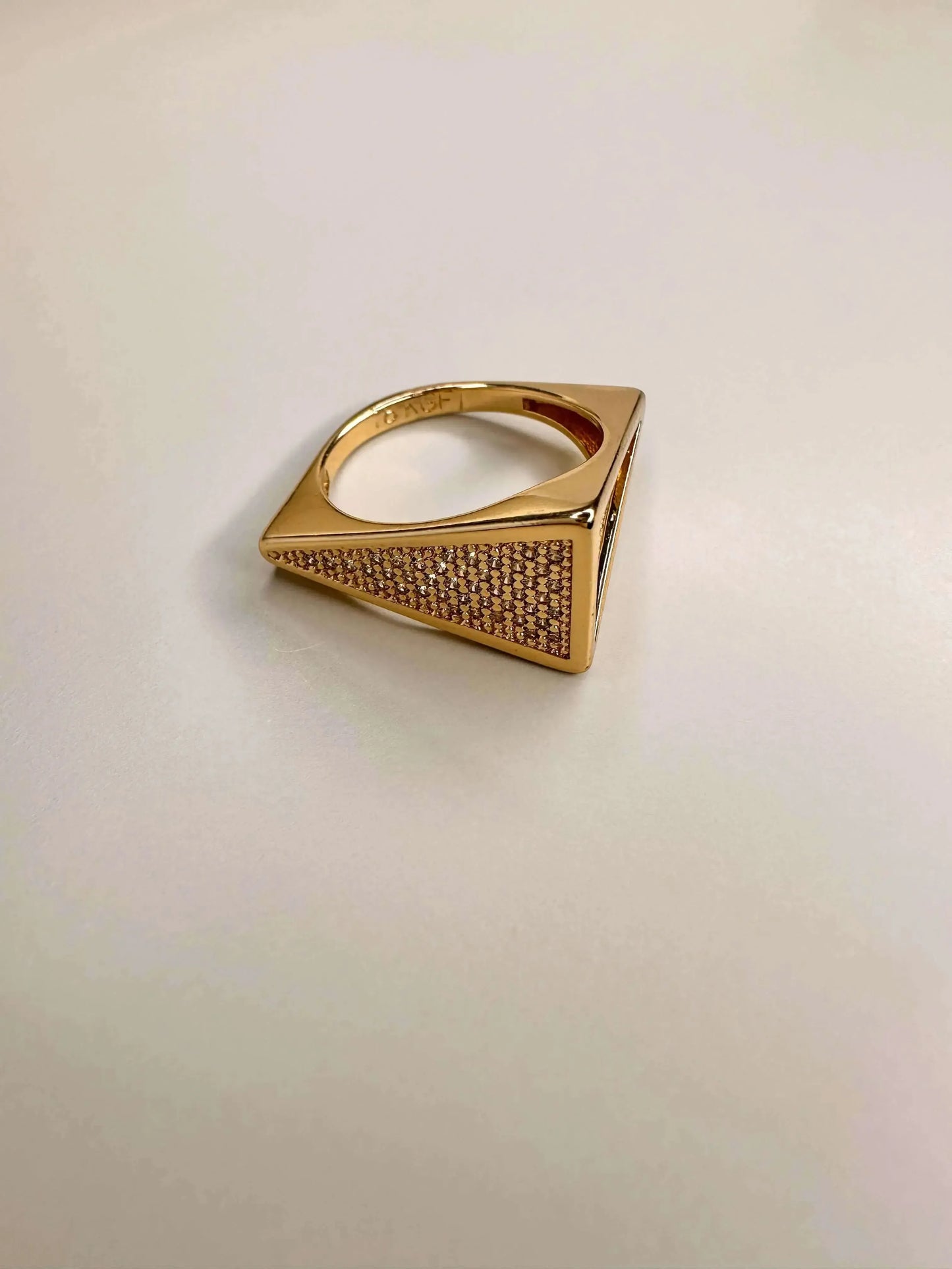 Velani Sideway Triangle Ring