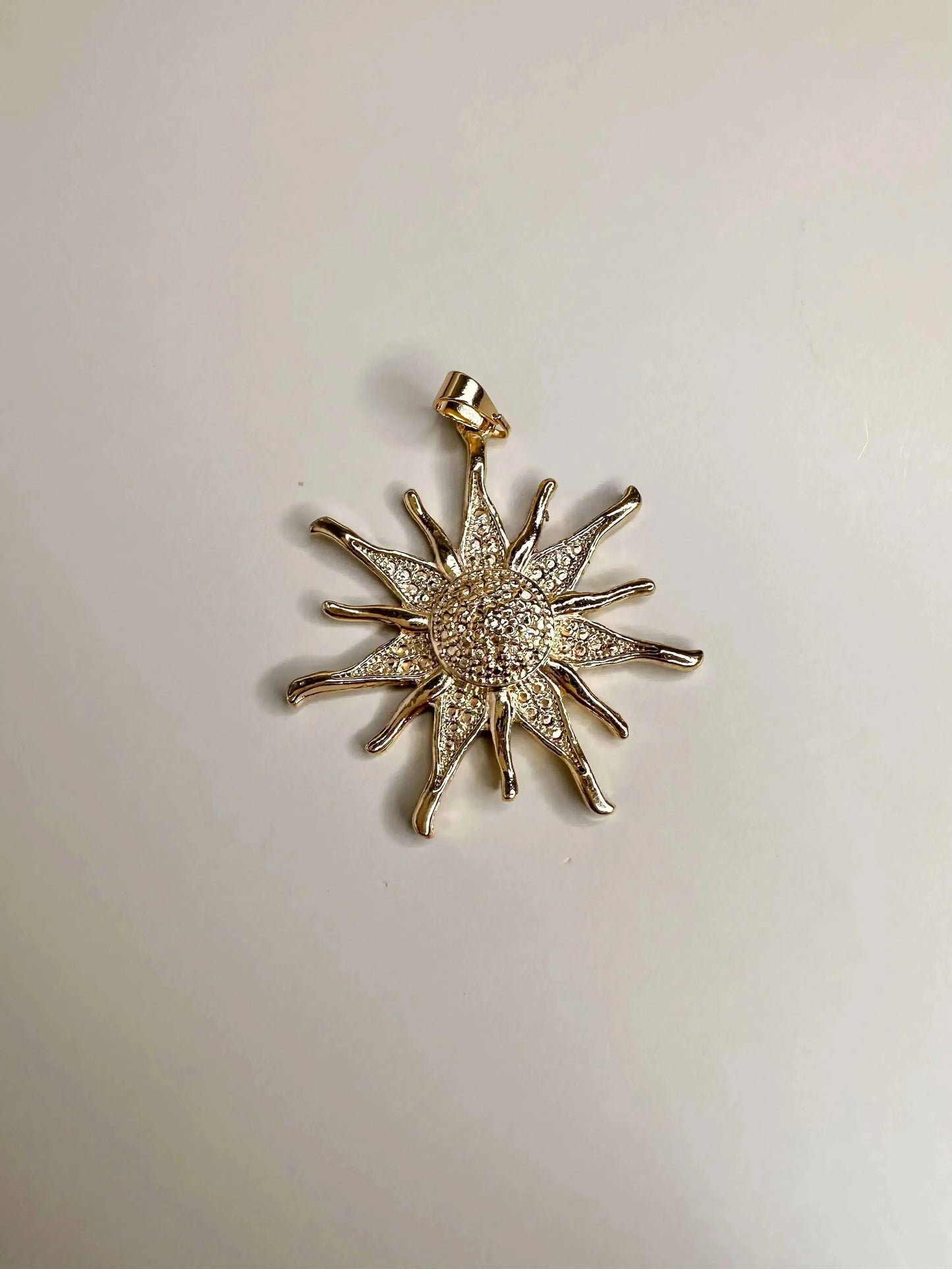 Velani Sun like Flower Pendant