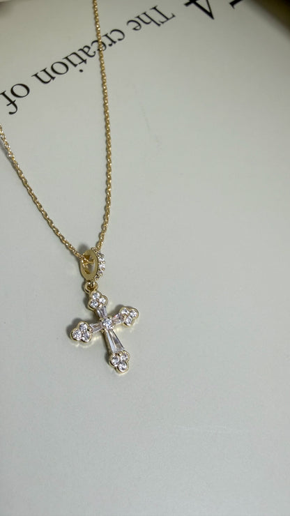 Cruz Pendant Necklace - Velani Jewelry