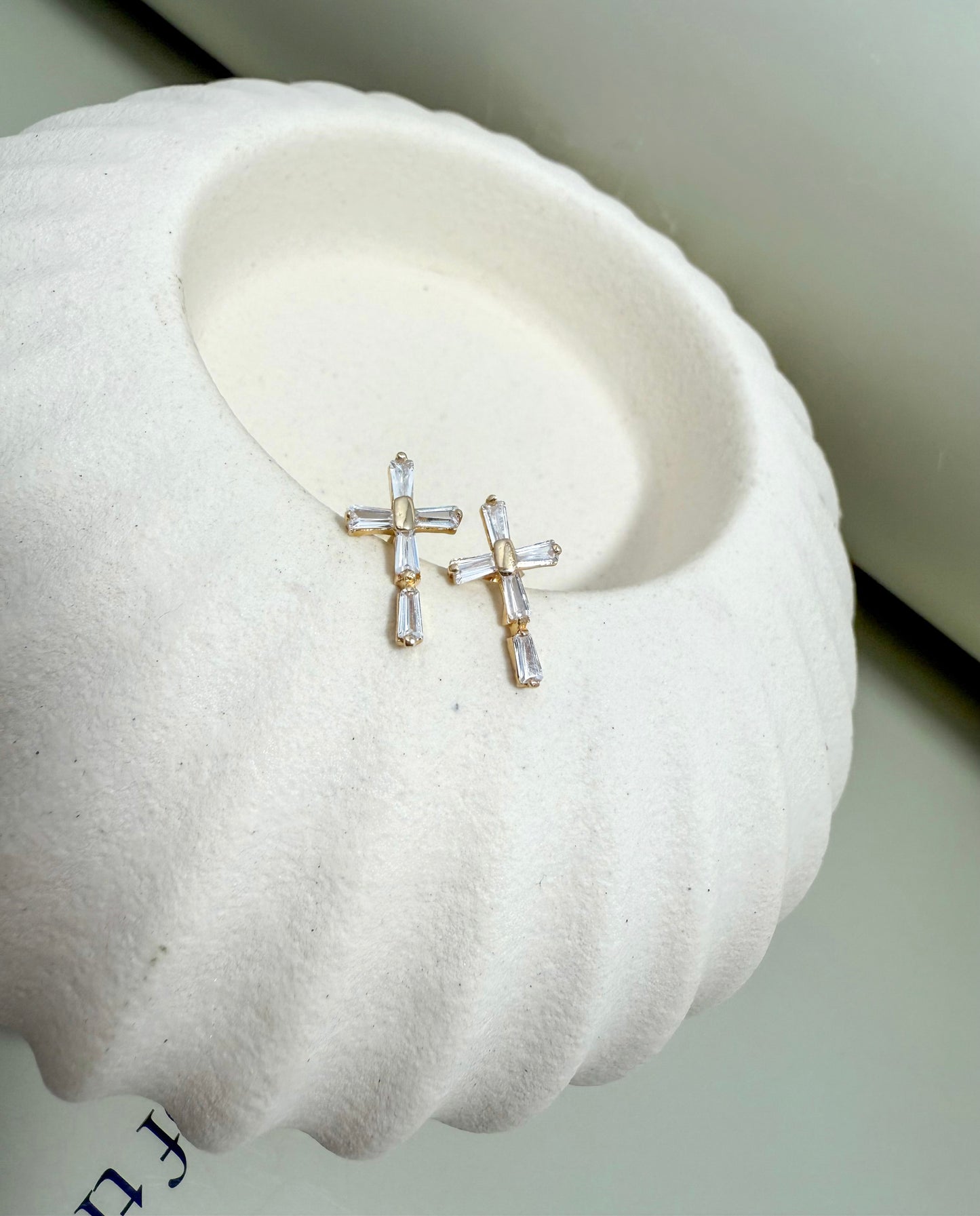 Velani Jewelry Elegance Baguette Cross Stud Earrings - 14K Gold
