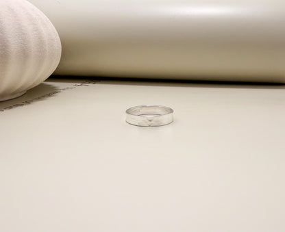 Velani Jewelry Hammered Band - Sterling Silver