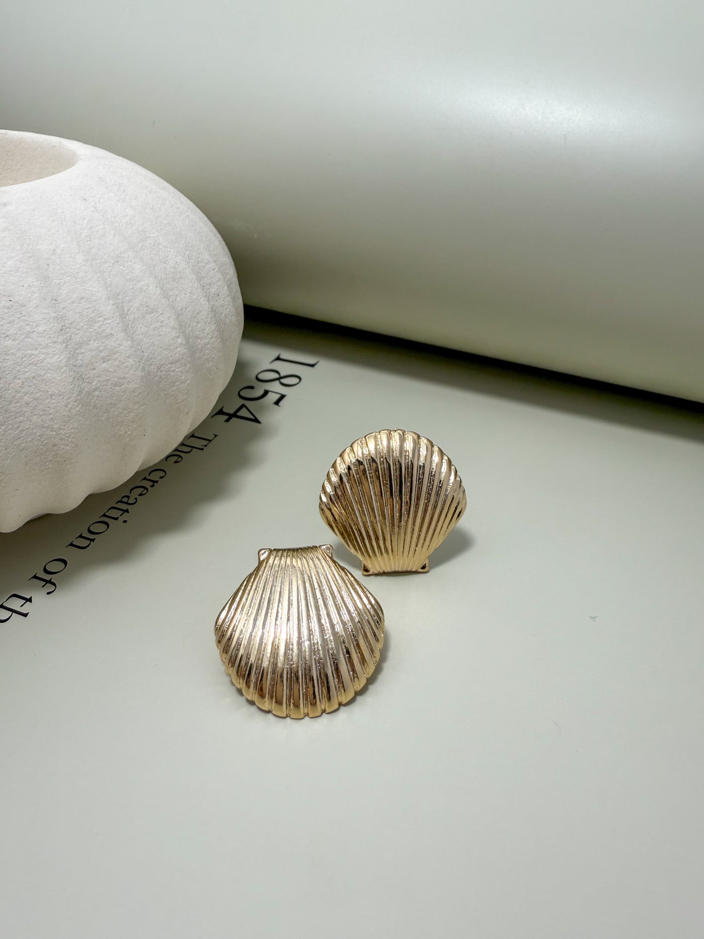 Velani Jewelry Clam Shell Stud Earrings