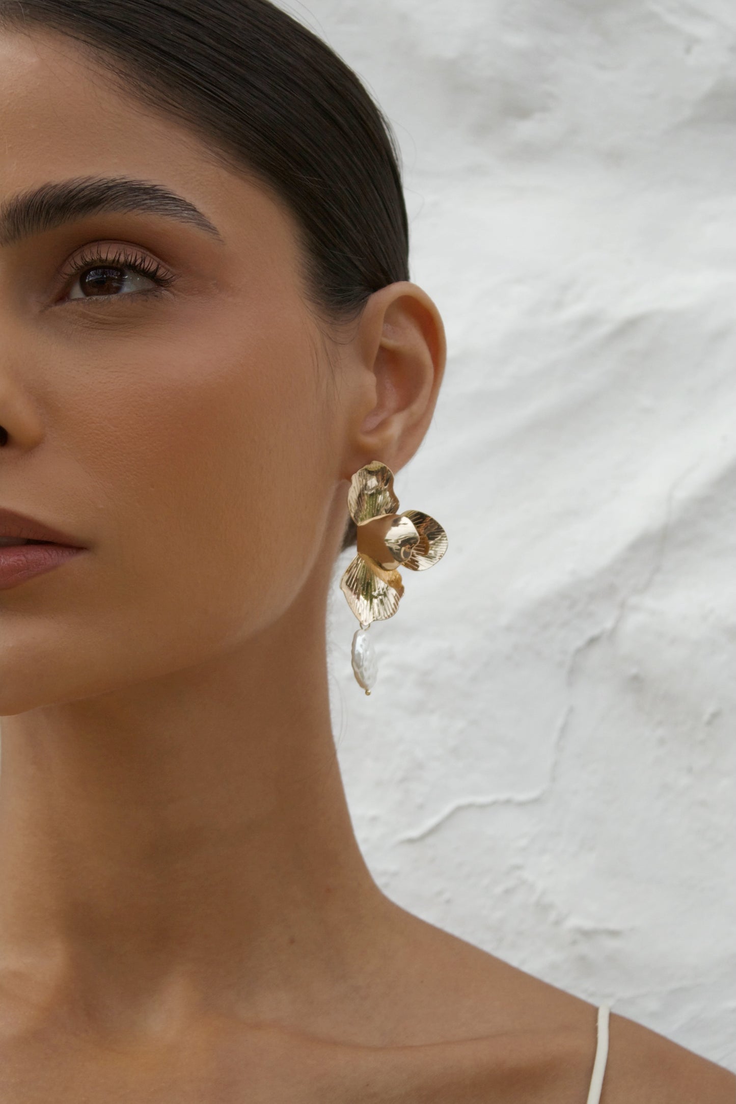 Velani Jewelry Island Bloom Flower Pearl Earrings