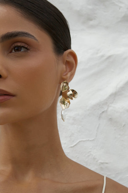 Velani Jewelry Island Bloom Flower Pearl Earrings