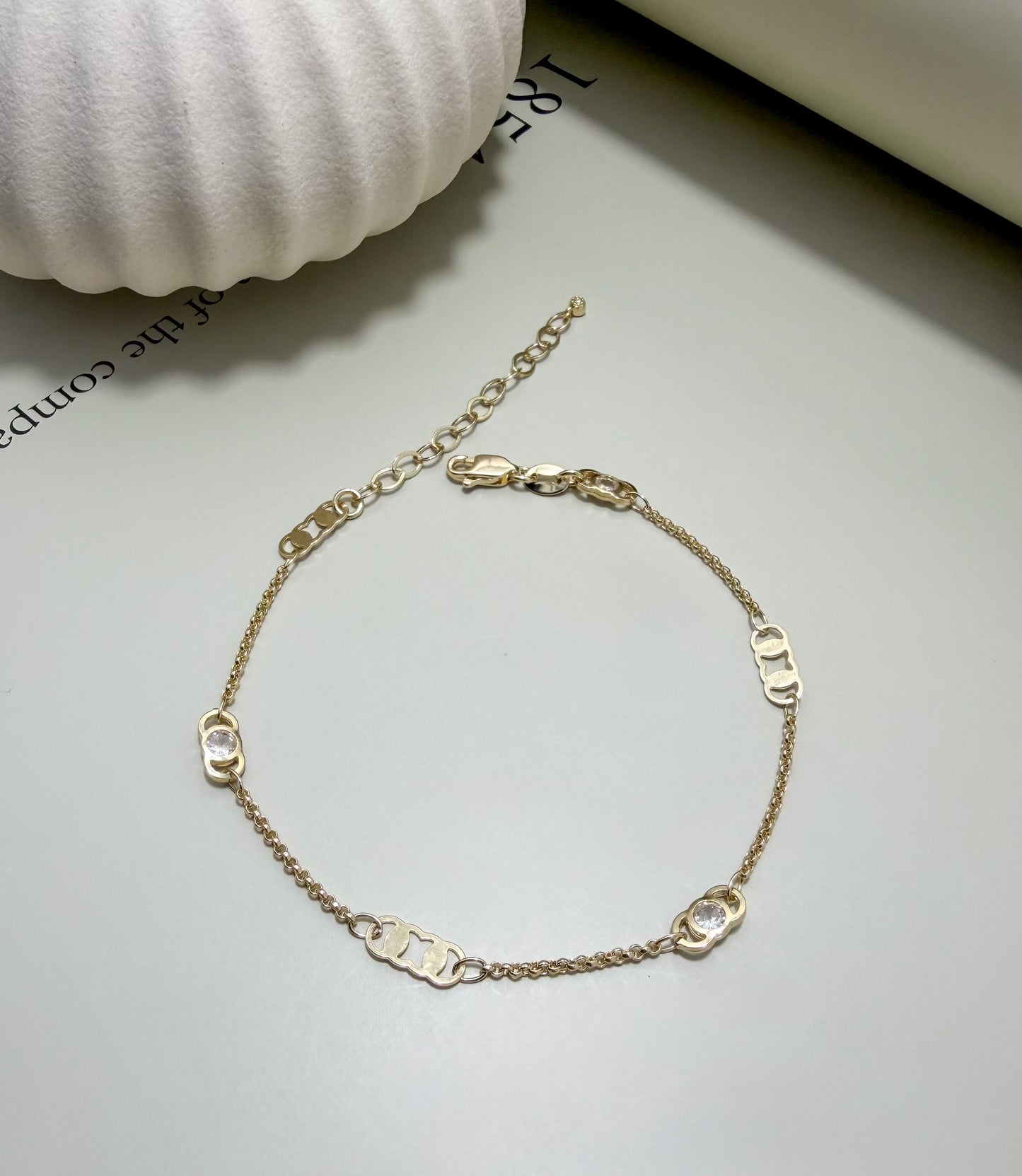 Interlocking Link Bezel CZ Anklet – Velani Jewelry