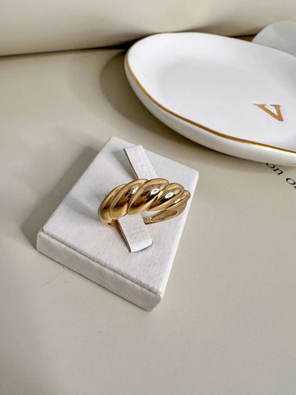 Velani Croissant Ring