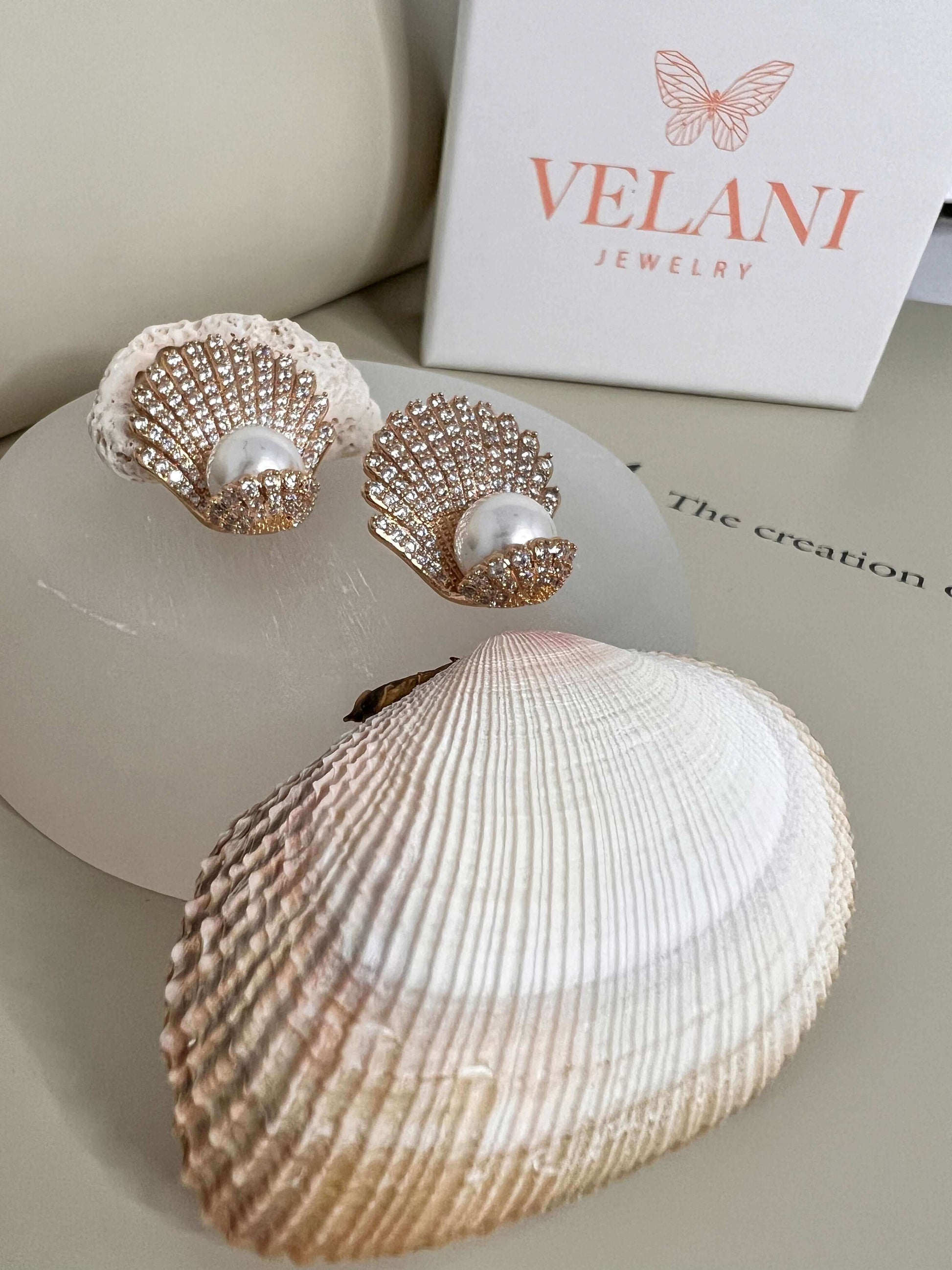 Velani Elegant Shell Pearl Earrings