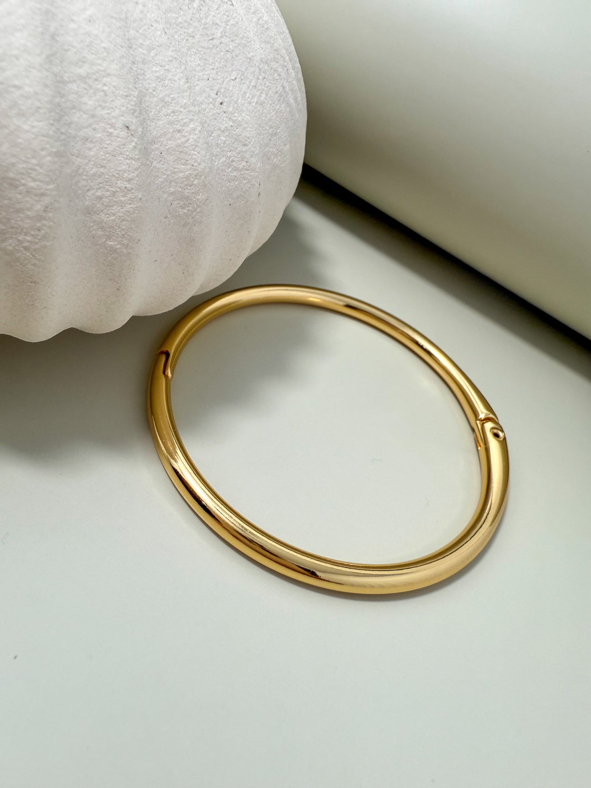 Velani Jewelry Island Bangle Bracelet