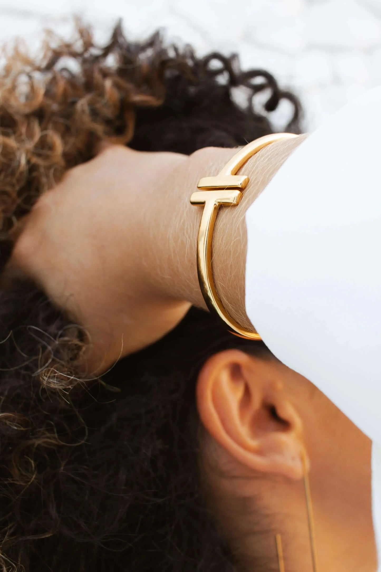 Velani Jewelry Leveza Bangle Bracelet