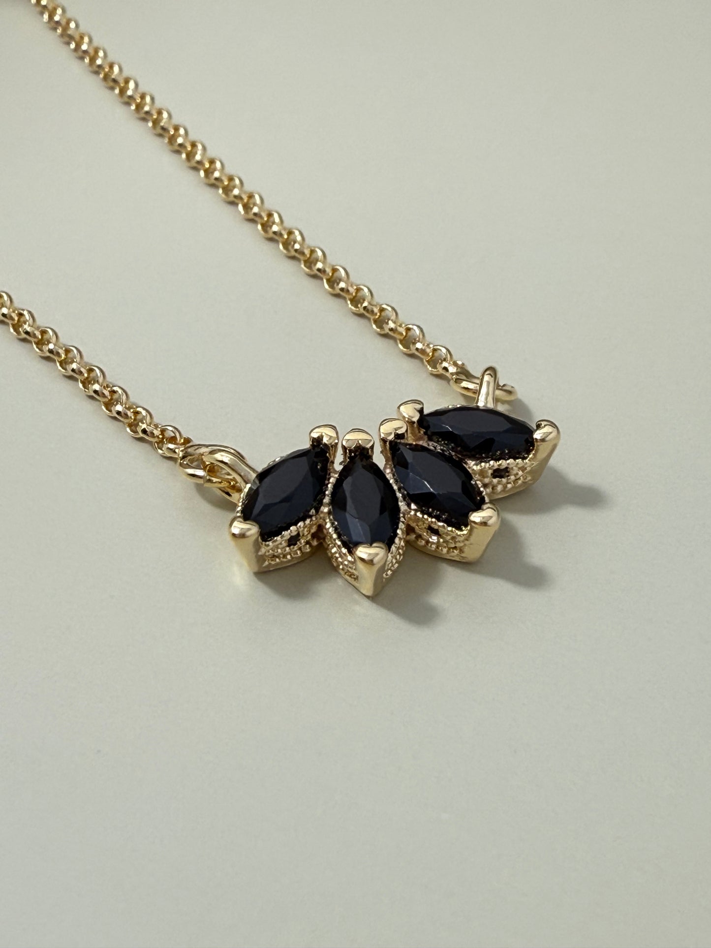Velani Jewelry Like Flower Necklace