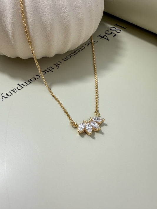 Velani Jewelry Like Flower Necklace