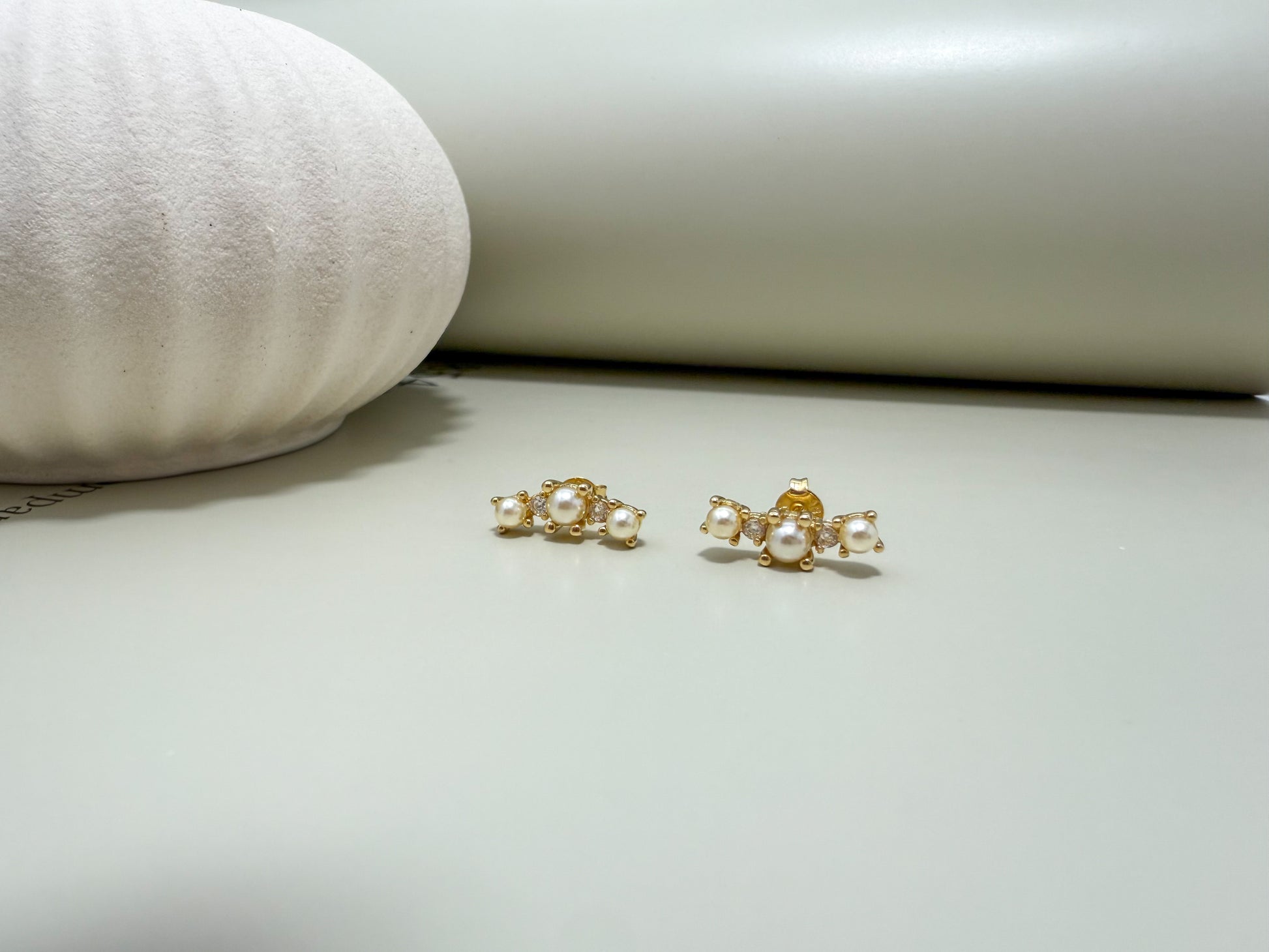 Velani Jewelry Pearl Crawler with CZ