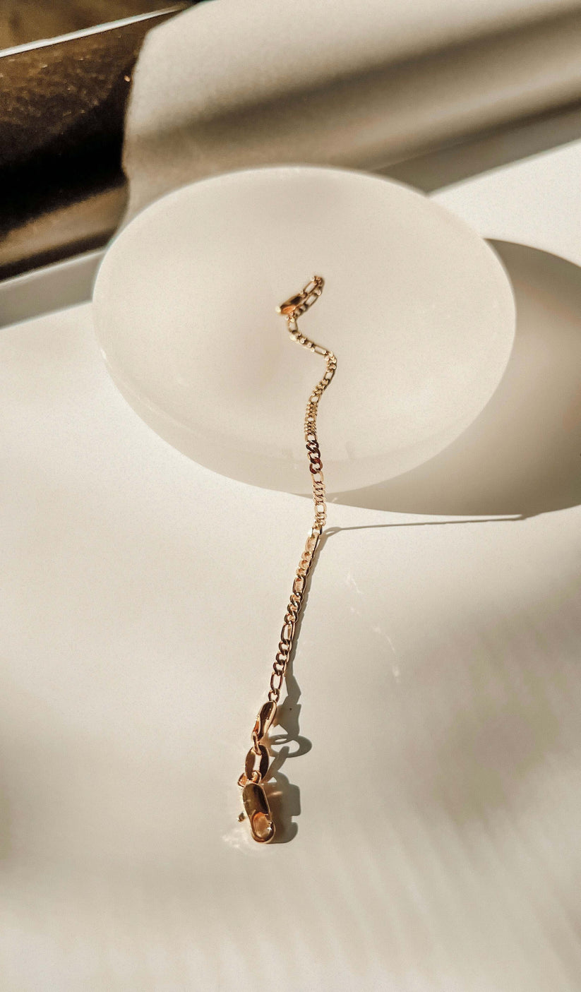Velani Rounded Figaro Gold Anklet