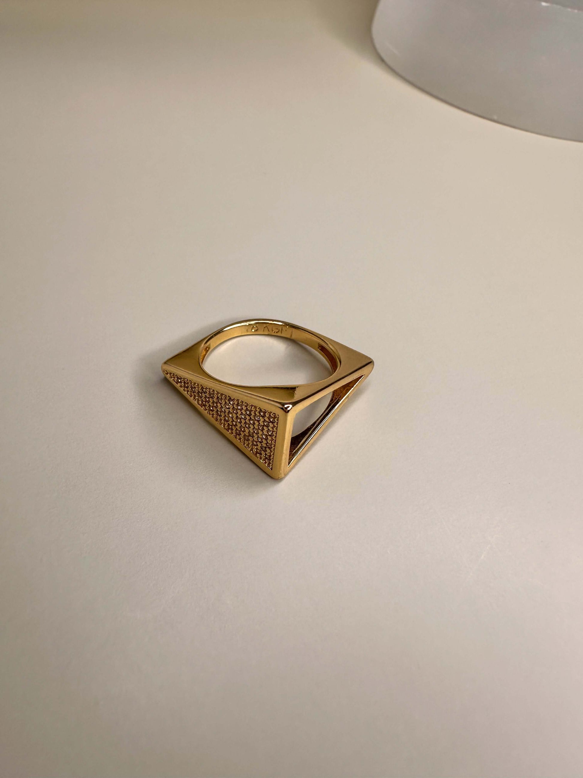 Velani Sideway Triangle Ring