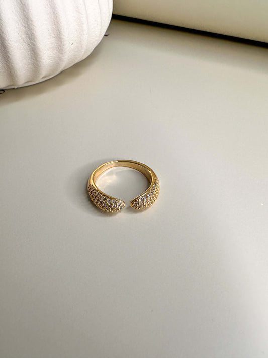 Velani Simplicity Ring
