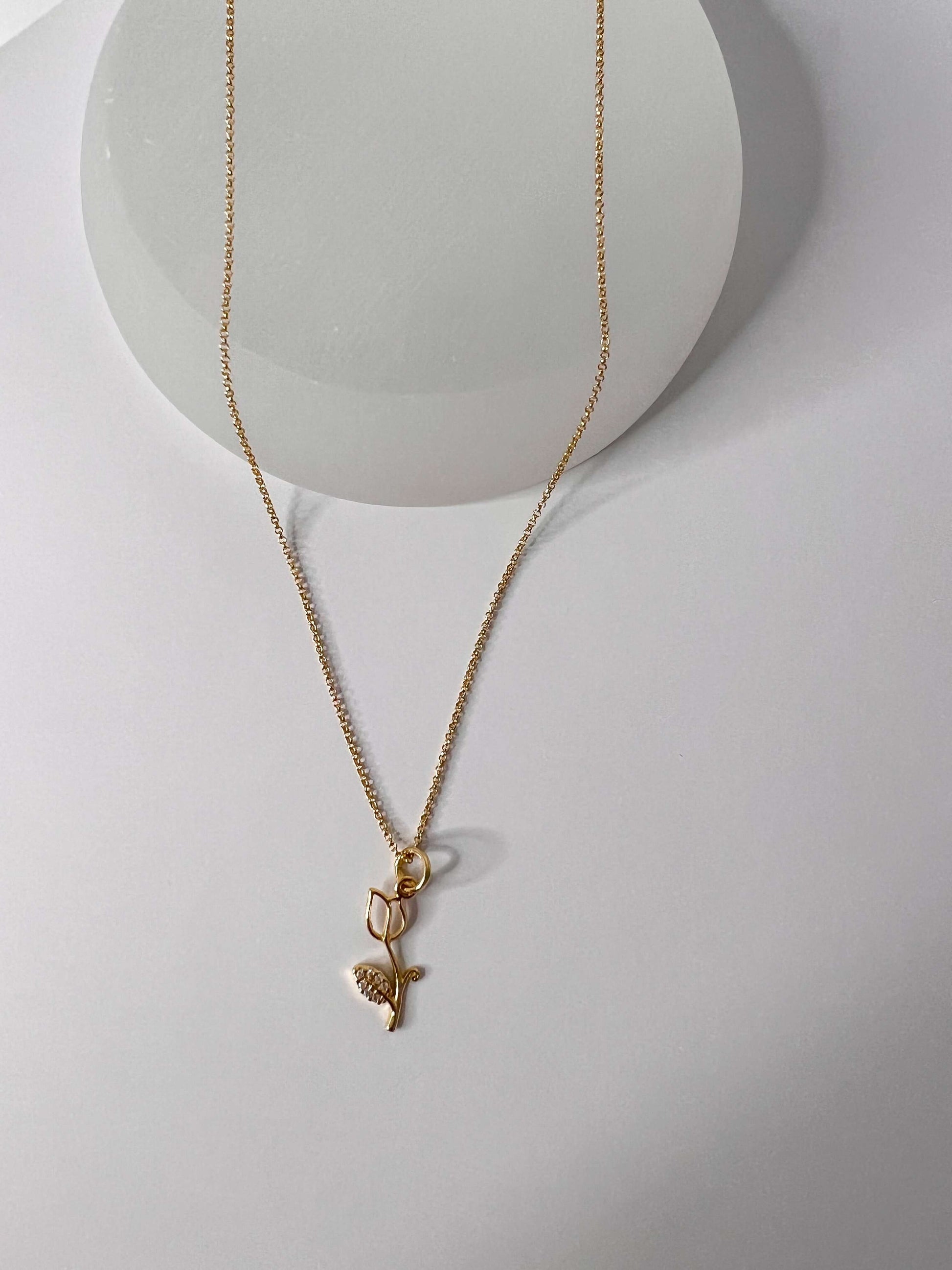 Velani Tulip Necklace